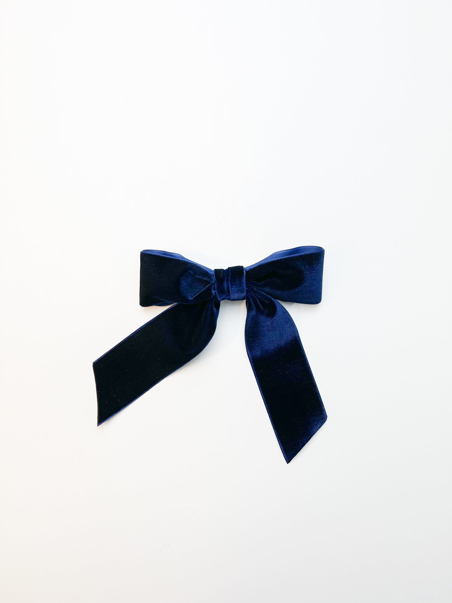 RETIRING: Delora Velvet Bow