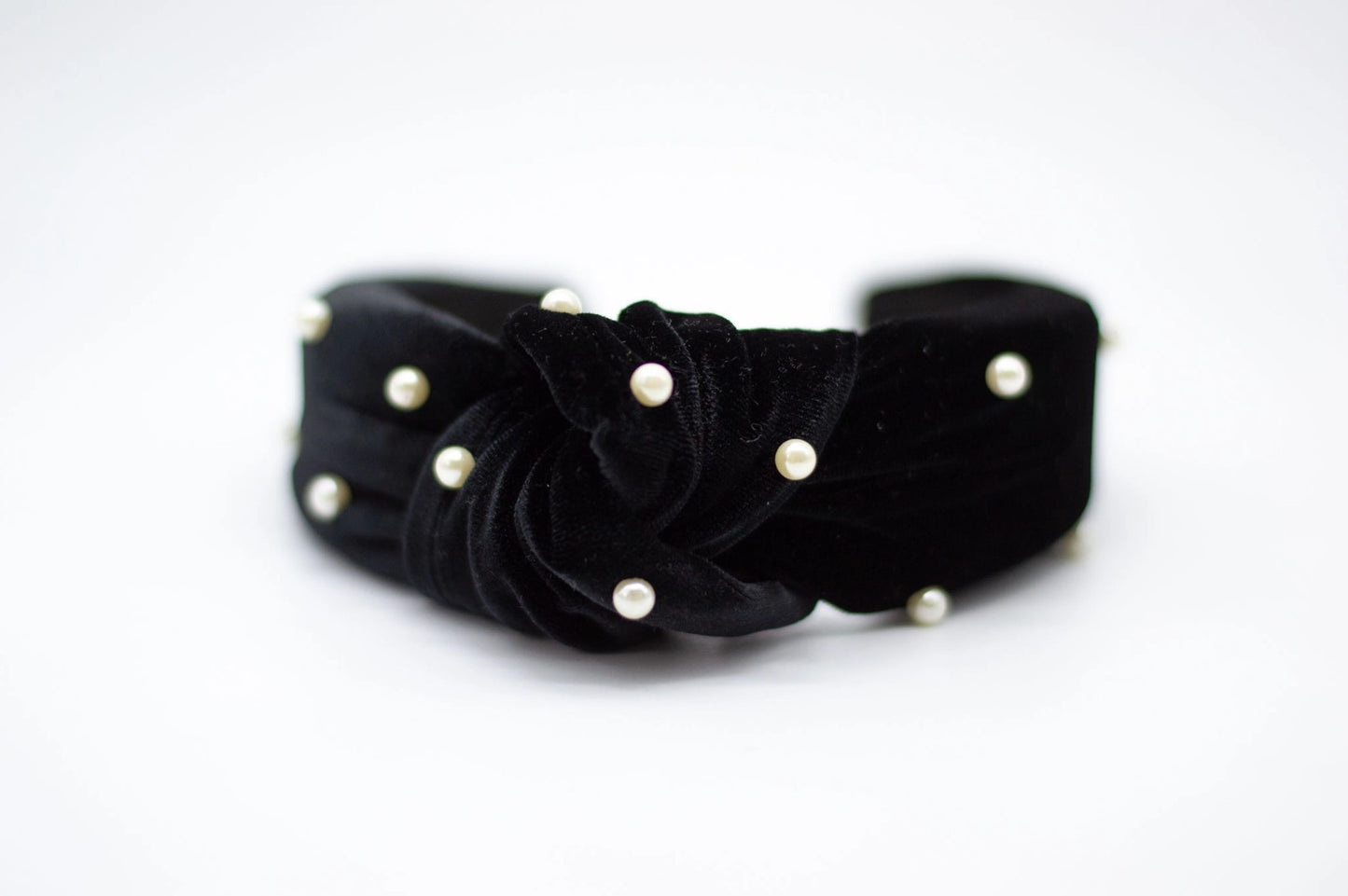 Pearl Velvet Knotted Headband