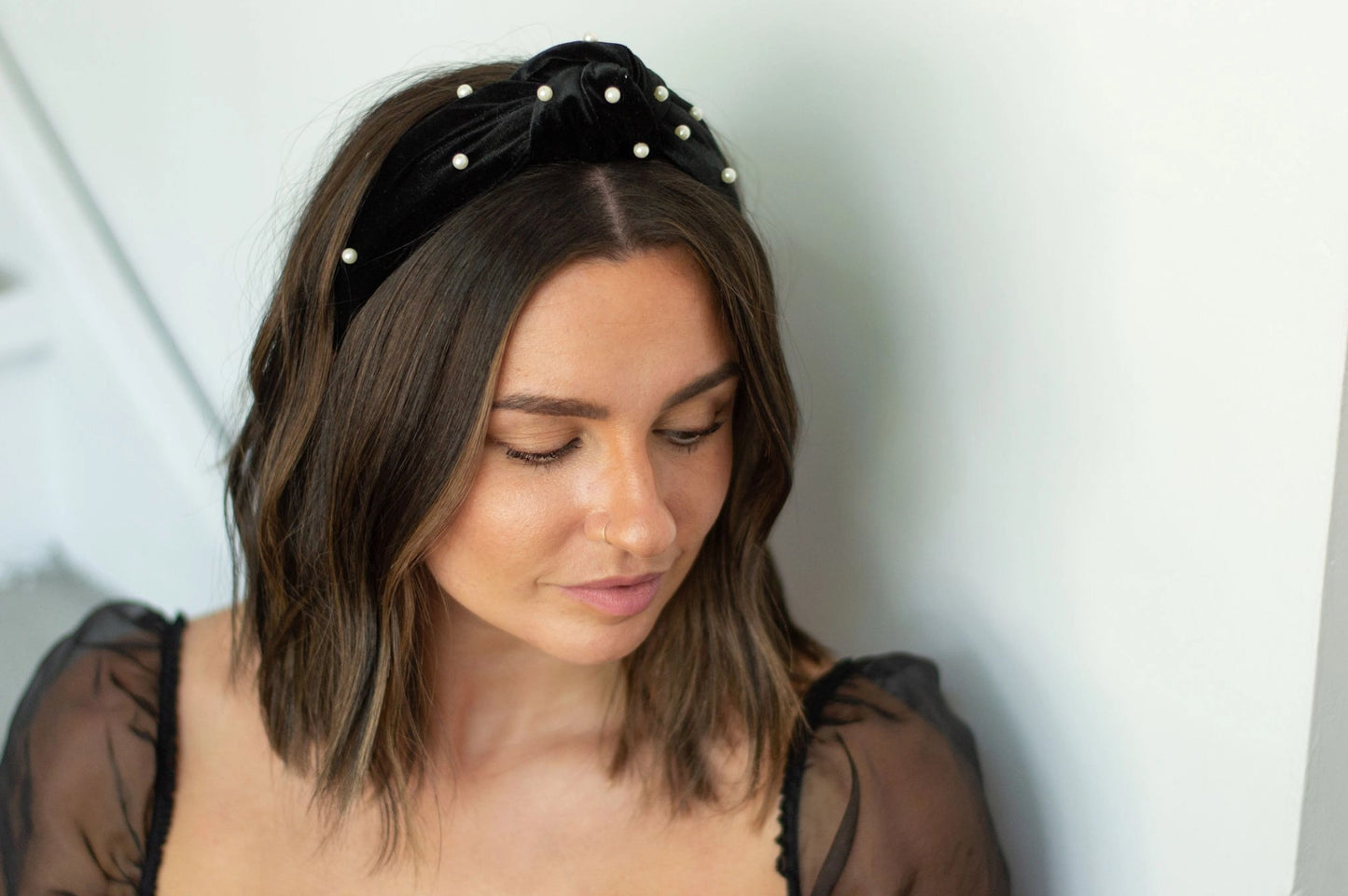 Pearl Velvet Knotted Headband