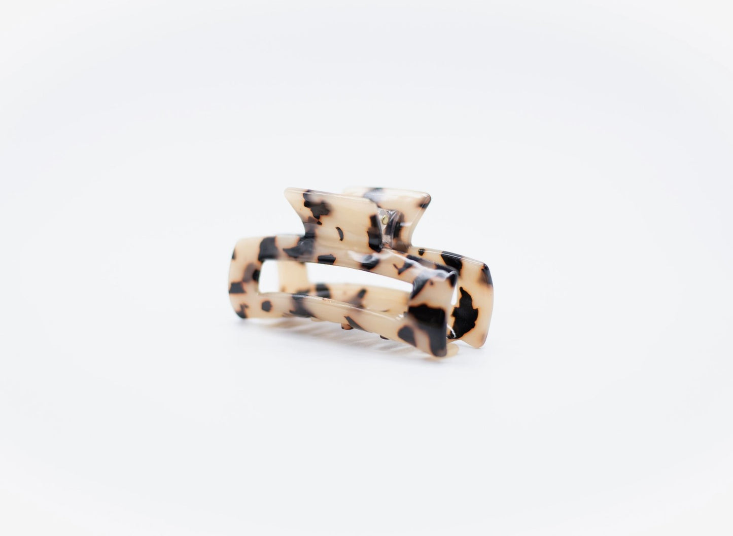 Tortoise Hair Claw Clip