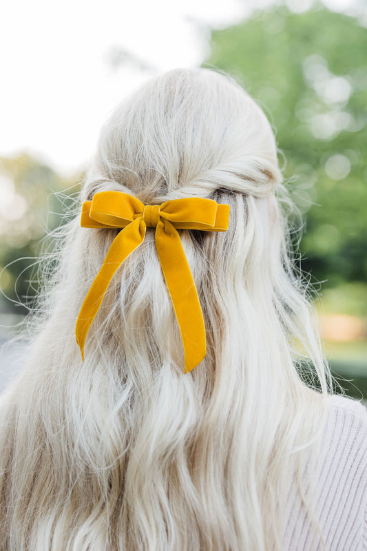Retiring: Alice Velvet Bow