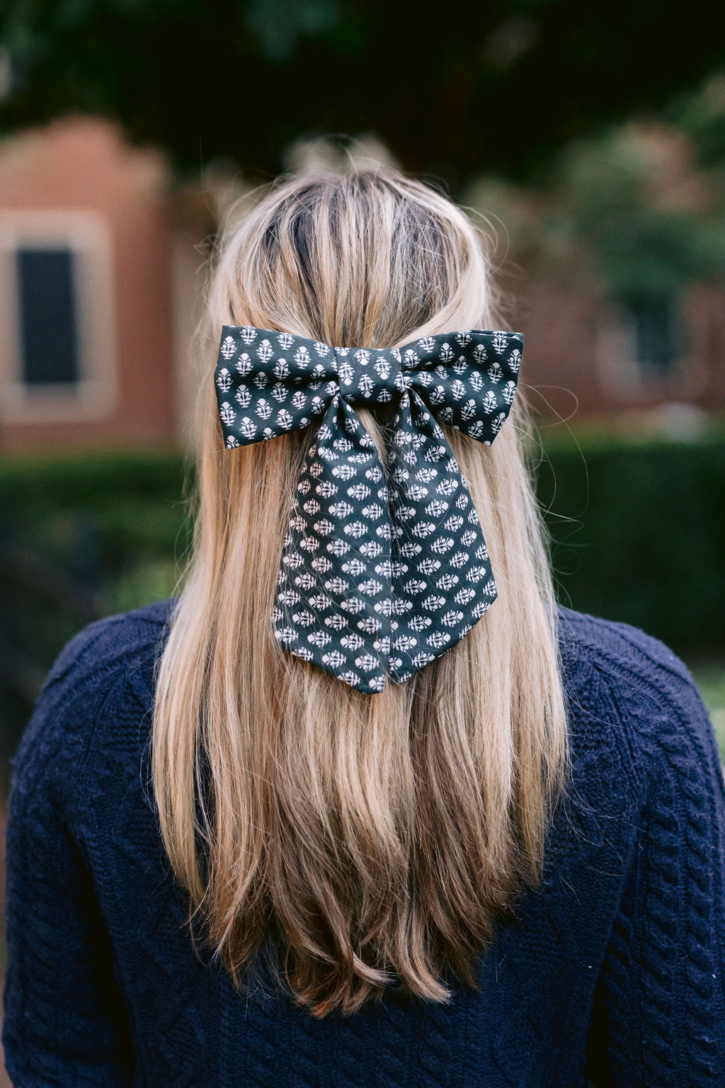 Lucy Bow