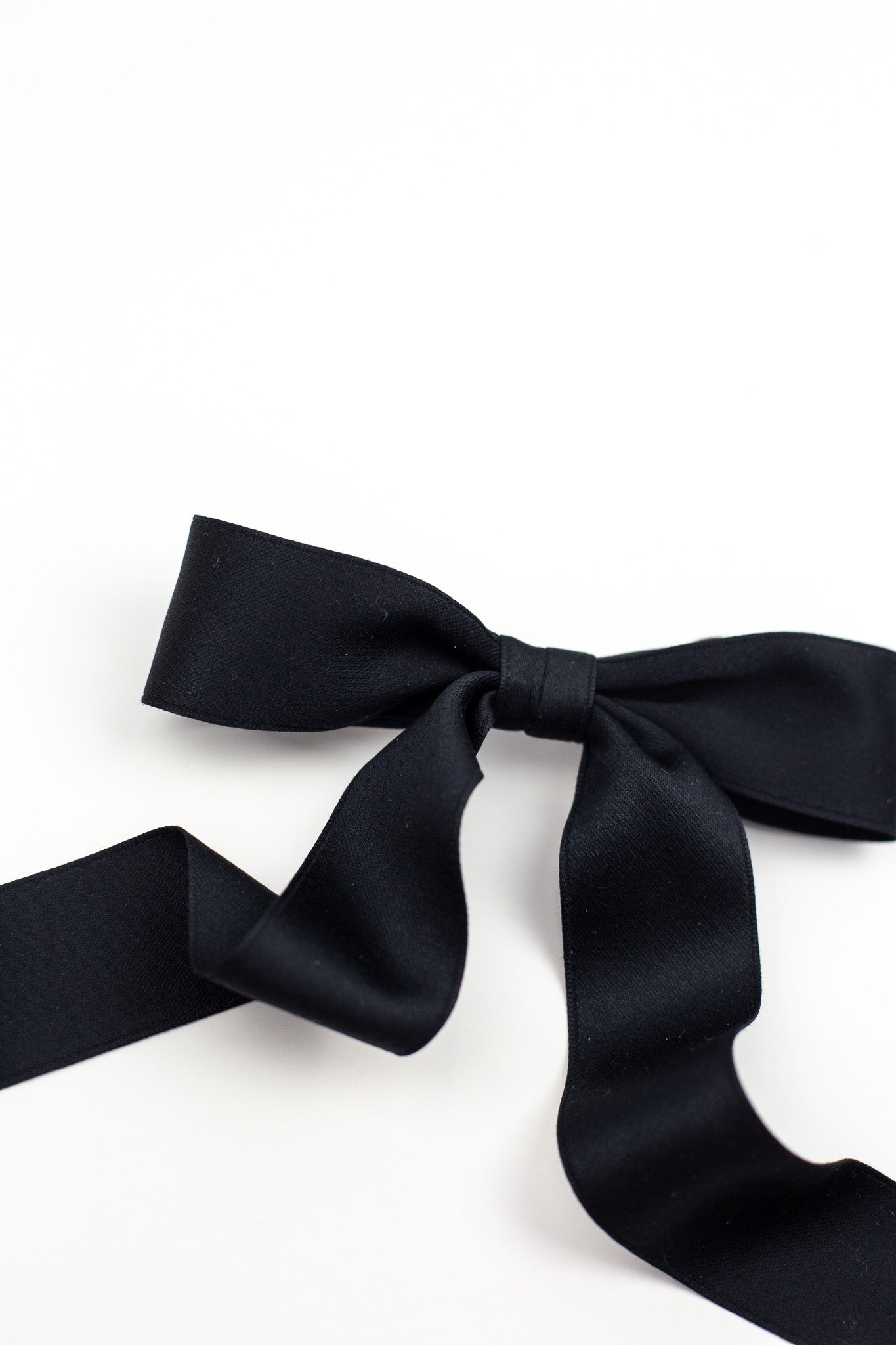 Black – 10cm Satin Ribbon Bow – (Self Adhesive) – 6 Pack – Italian Options