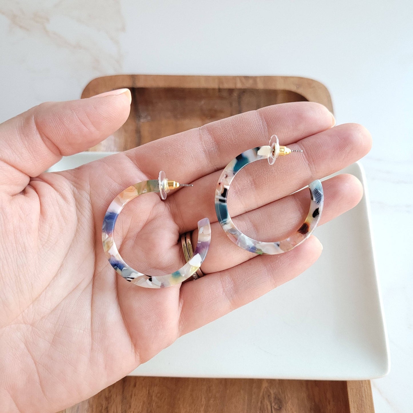 Camy Multicolor Hoop Earrings